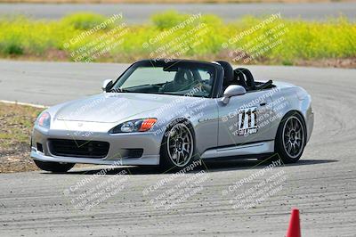 media/May-04-2024-Team Topak Racing (Sat) [[1dff1aa745]]/Inter Low 1/Session 2/